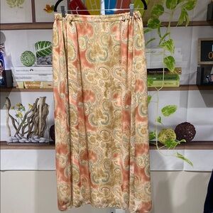 Dressbarn Pink Cream Pleated Maxi Skirt Casual size 1 X. Waist 18 stretched 37 L